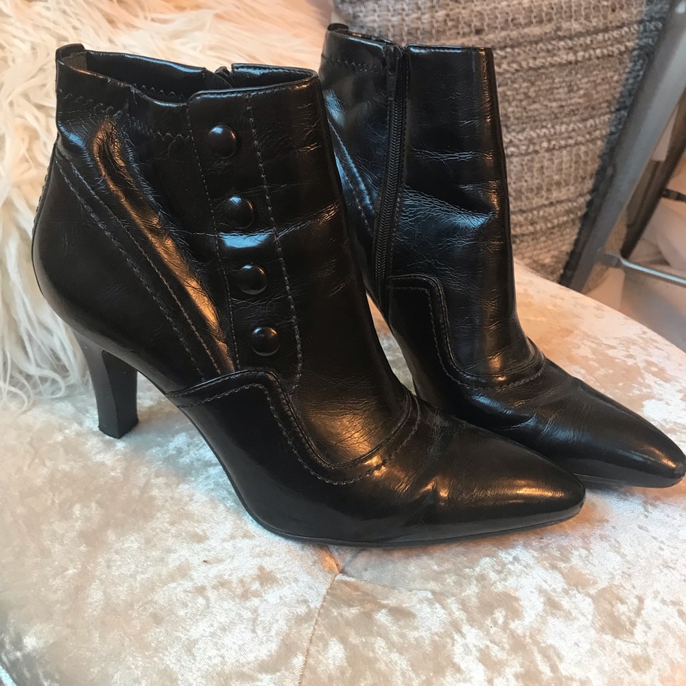Unique Victorian black booties